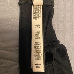 Black Victoria’s Secret Body by Victoria Perfect Shape Bra